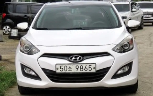 더뉴I30 중고차 뉴 i30 1.6 GDI PYL 매물 사진 7 - 2014/03 174,333km
